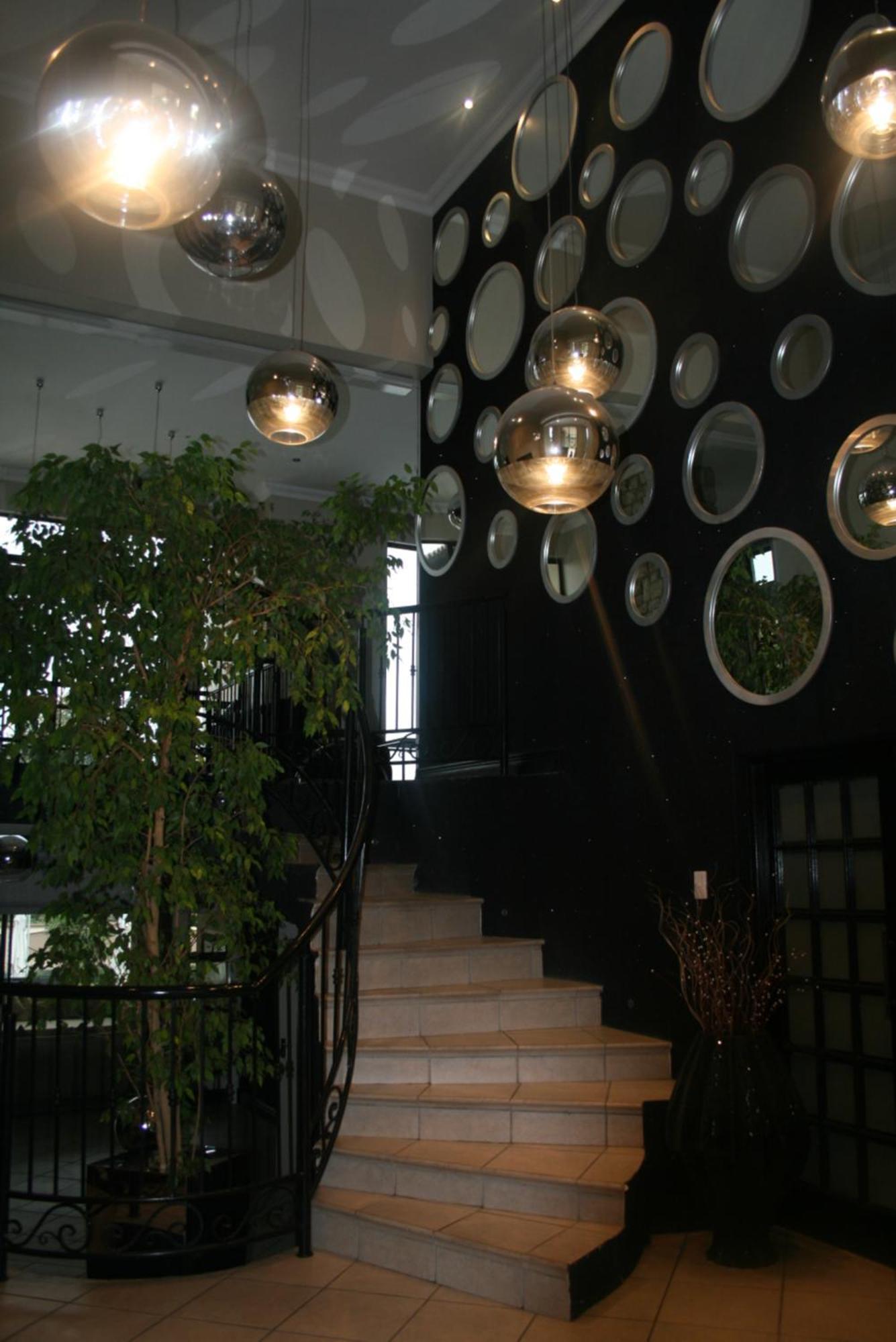 Africa Paradise - Or Tambo Airport Boutique Hotel Benoni Esterno foto