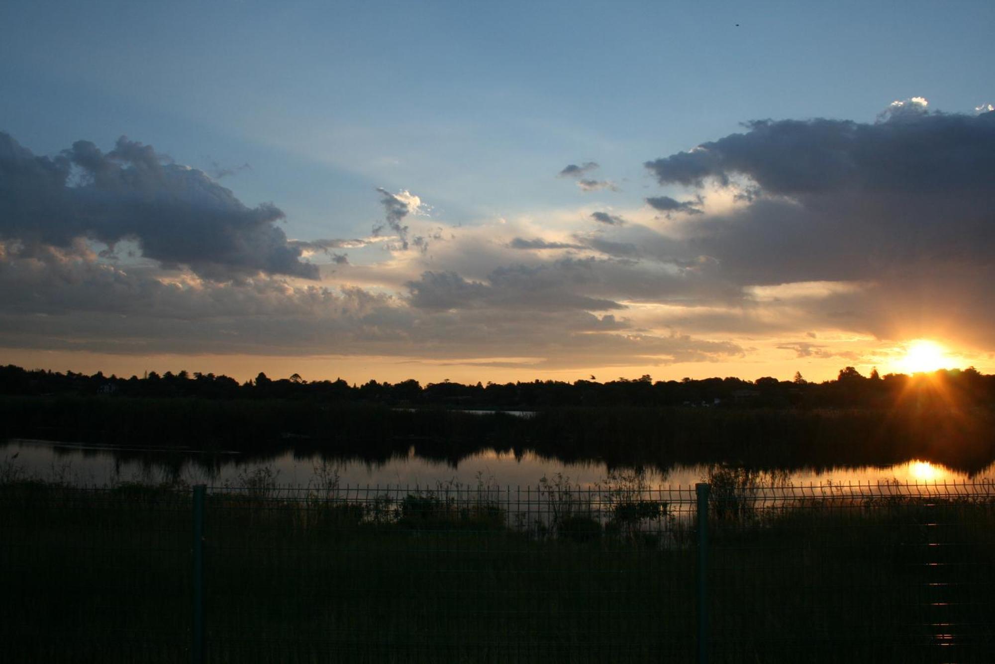 Africa Paradise - Or Tambo Airport Boutique Hotel Benoni Esterno foto