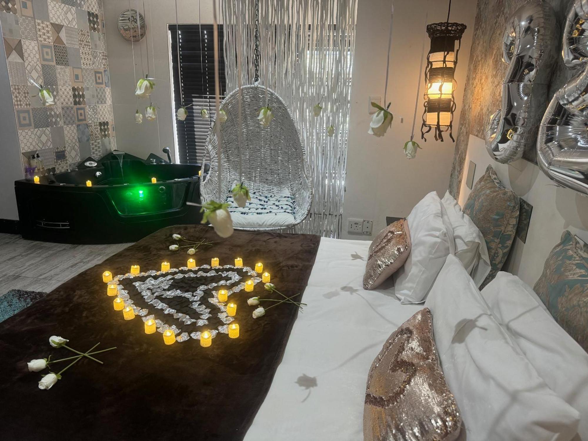 Africa Paradise - Or Tambo Airport Boutique Hotel Benoni Esterno foto